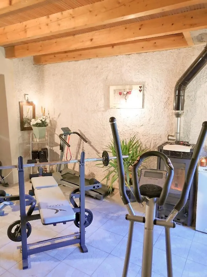 La Maison Du Bonheur Maison De Campagne 20 Personnes Avec Jacuzzi Anneyron Holiday home