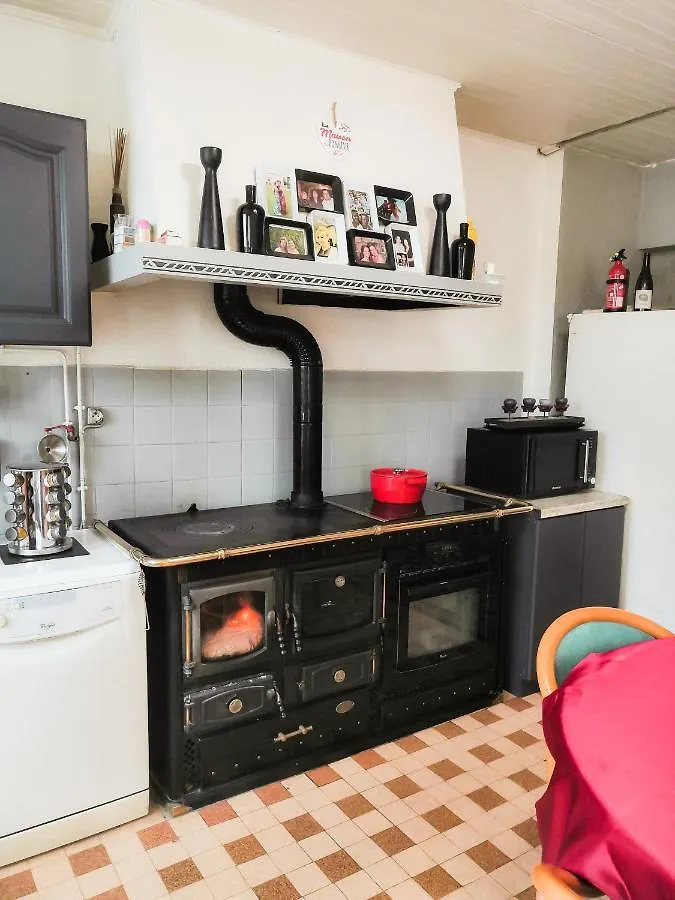 Holiday home La Maison Du Bonheur Maison De Campagne 20 Personnes Avec Jacuzzi Anneyron France